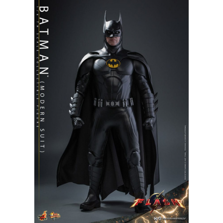 349€ The Flash Figura Movie Masterpiece 1/6 Batman (Modern Suit) 30 cm