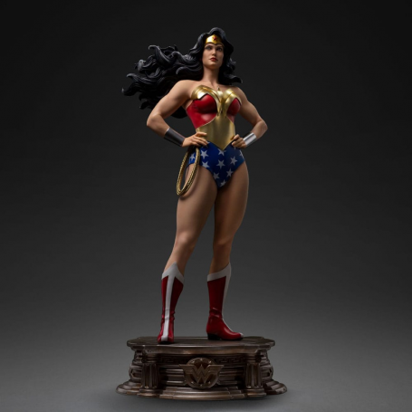 879€ DC Comics Estatua Legacy Replica 1/4 Wonder Woman 56 cm