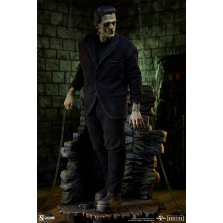 835€ Frankenstein Estatua Premium Format Mixed Media Frankenstein (Fabric Costume) 57 cm