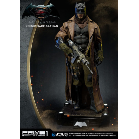 Batman v Superman Dawn of Justice Estatua 1/2 Knightmare Batman 109 cm