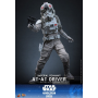 289€ Star Wars Movie Masterpiece Figura 1/6 Imperial Remnant AT-AT Driver 30 cm