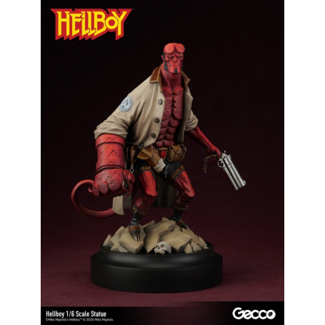 499€ Hellboy Figura PVC 1/6 34 cm