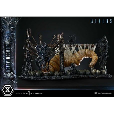 9999€ Aliens (Film) Ultimate Diorama Masterline Estatua Queen Alien 75 cm